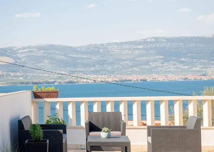 アパート Apartmants Ujevic