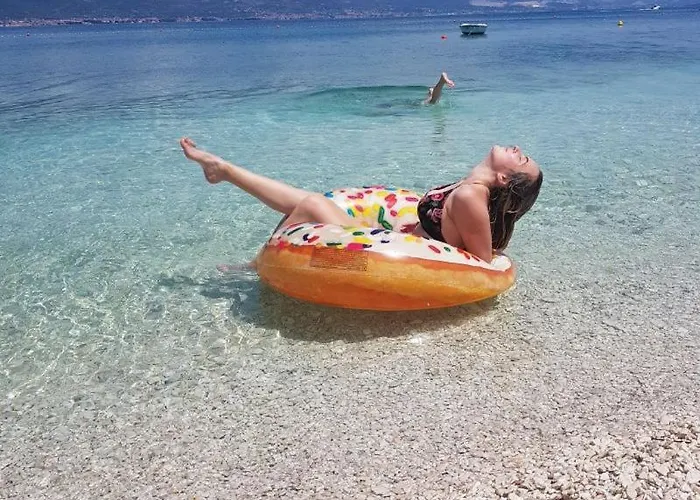 アパート Apartmants Ujevic *