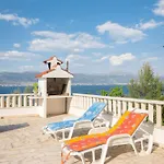 Apartmants Ujevic Apartamento