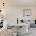 Apartmants Ujevic Apartamento Trogir