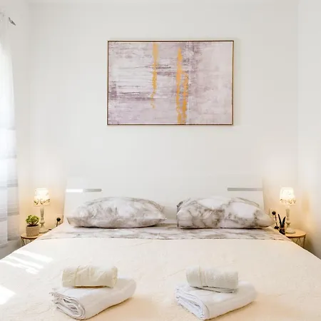 Apartmants Ujevic Lägenhet