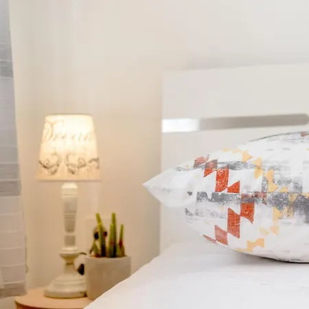 Apartmants Ujevic Lägenhet *
